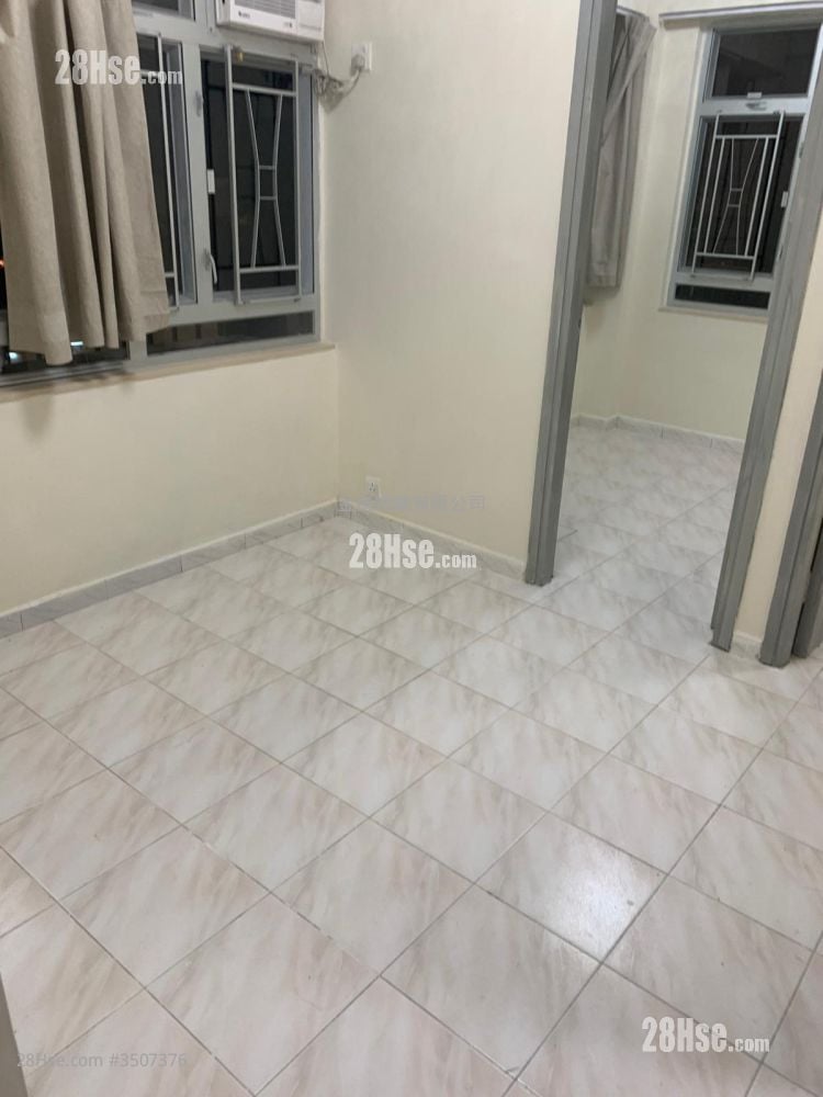 Hing Lung Building Rental 2 Bedrooms , 1 Bathroom 284 ft²
