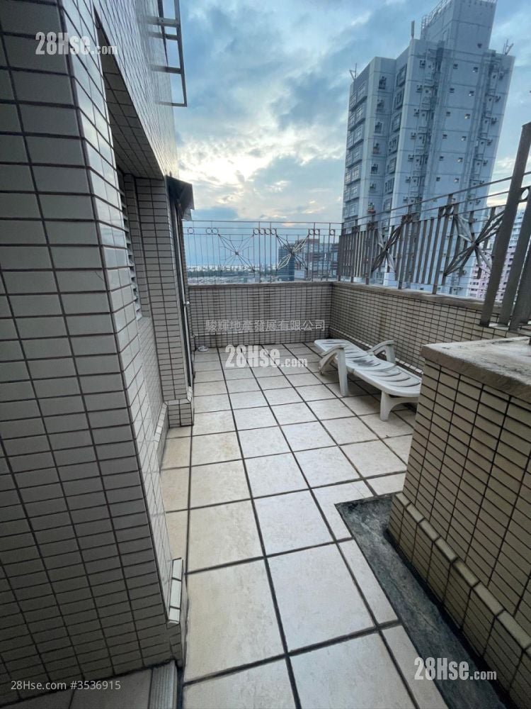 Yau On Court Sell 2 Bedrooms , 1 Bathroom 318 ft²