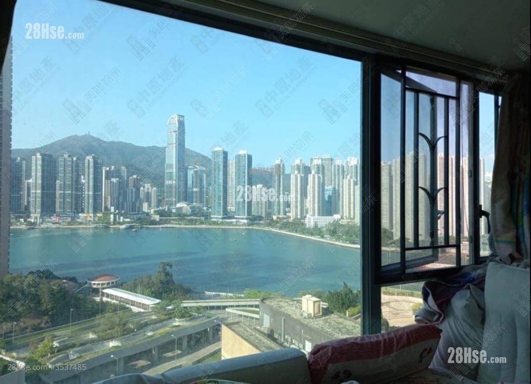 Tierra Verde Sell 3 Bedrooms , 2 Bathrooms 752 ft²