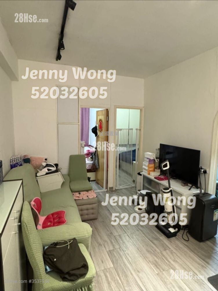 Passkon Court Sell 2 Bedrooms , 1 Bathroom 342 ft²