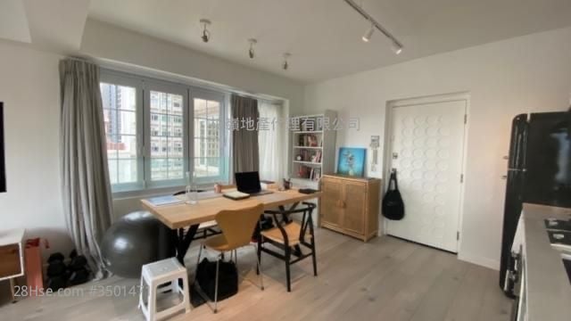 Ying Fai Court Sell 1 Bathroom 447 ft²