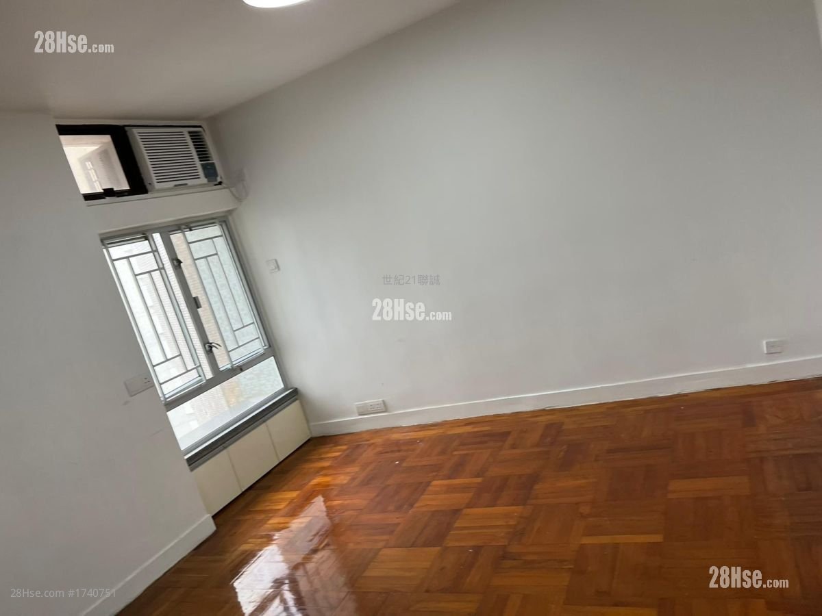 Hong Ying Court Rental 2 Bedrooms , 1 Bathroom 443 ft²