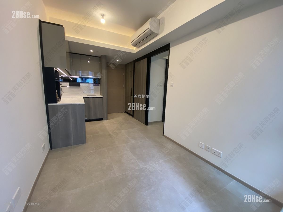 The Yoho Hub Rental 1 Bedroom , 1 Bathroom 349 ft²