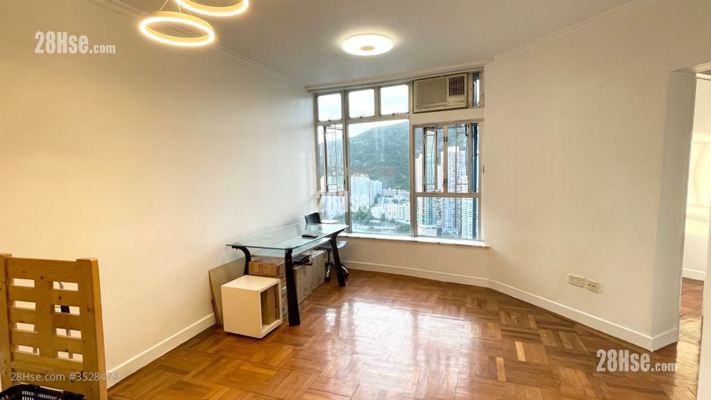 Marina Habitat Sell 3 Bedrooms , 2 Bathrooms 605 ft²
