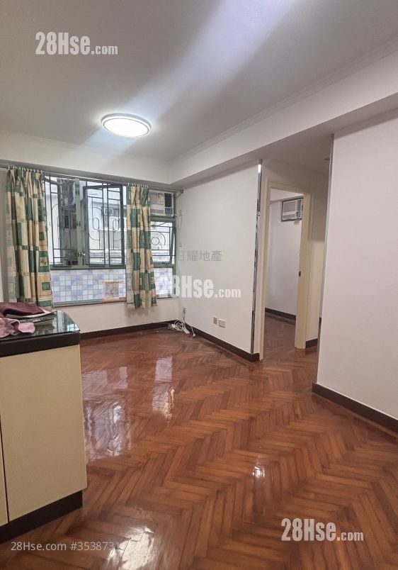 Kam Fung Court Rental 361 ft²