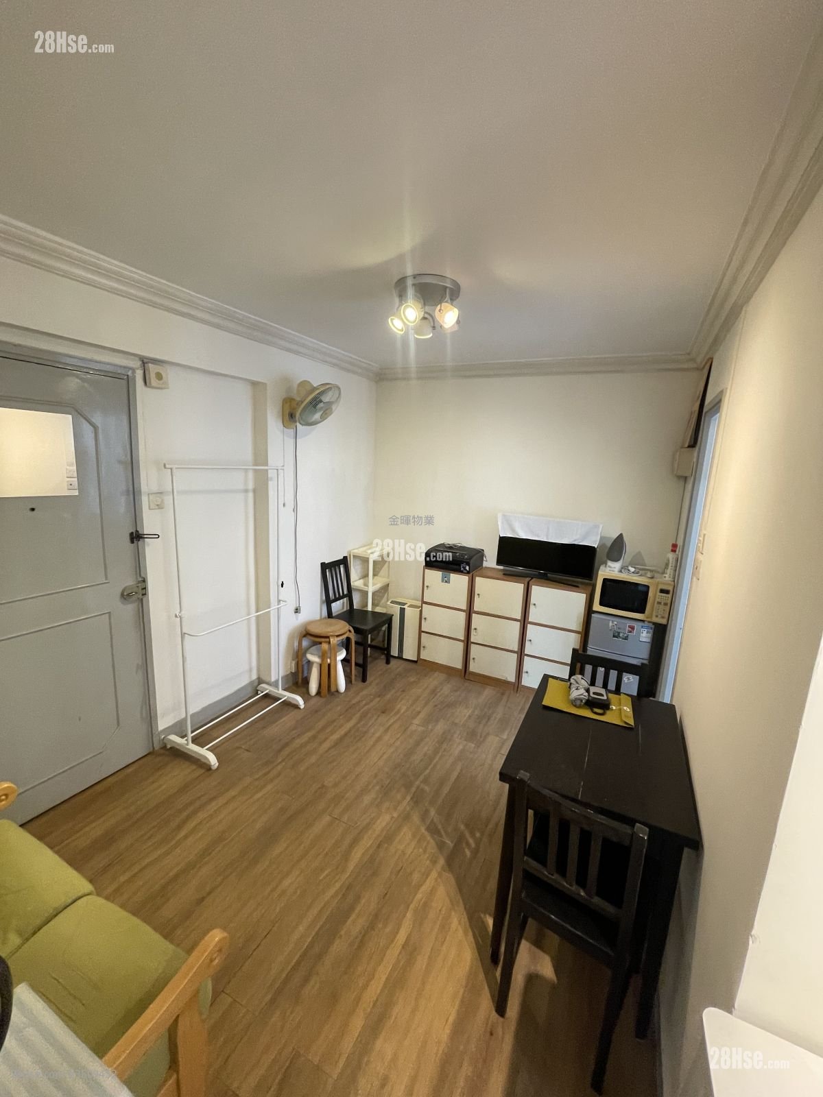 Fook Moon Building Rental 2 Bedrooms , 1 Bathroom 343 ft²