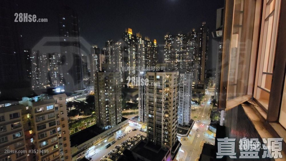 Yuk Lung Mansion Sell 2 Bedrooms 288 ft²