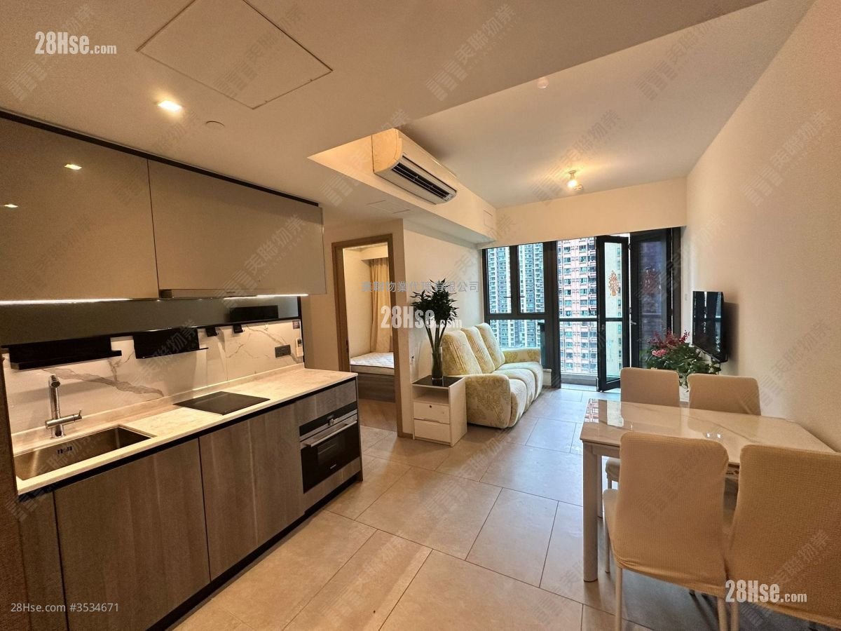 The Yoho Hub Rental 2 Bedrooms , 1 Bathroom 441 ft²