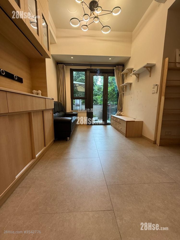 Wetland Seasons Park Rental 3 Bedrooms , 2 Bathrooms 522 ft²
