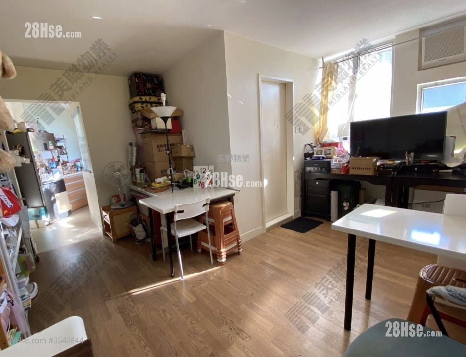 Yin Lai Court Sell 504 ft²