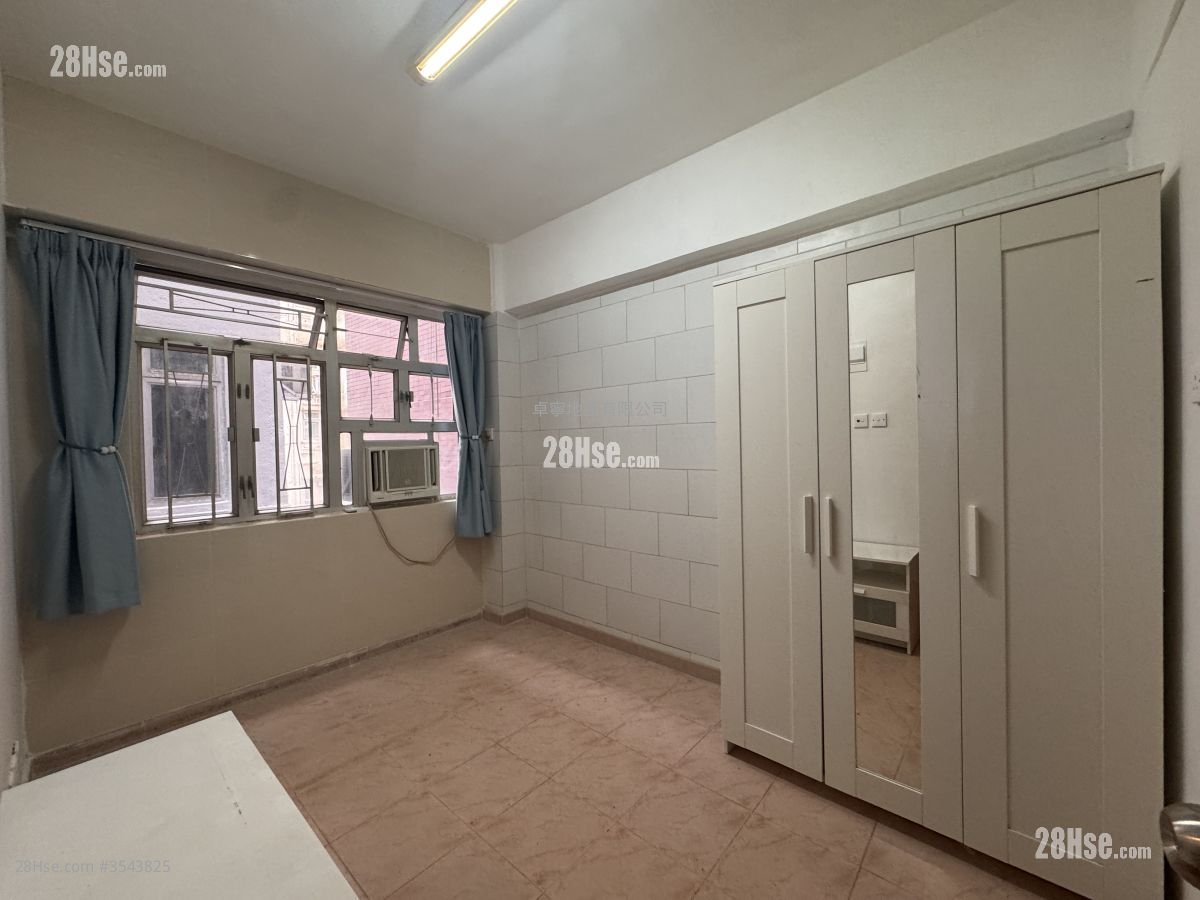 21-23 Sing Woo Road Rental Studio , 1 Bathroom 120 ft²
