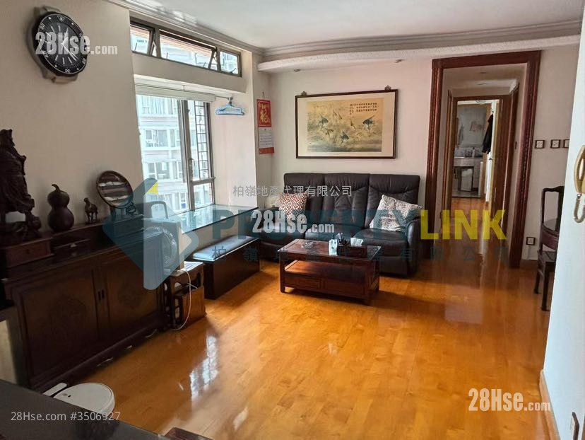 Hollywood Terrace Sell 3 Bedrooms , 2 Bathrooms 766 ft²