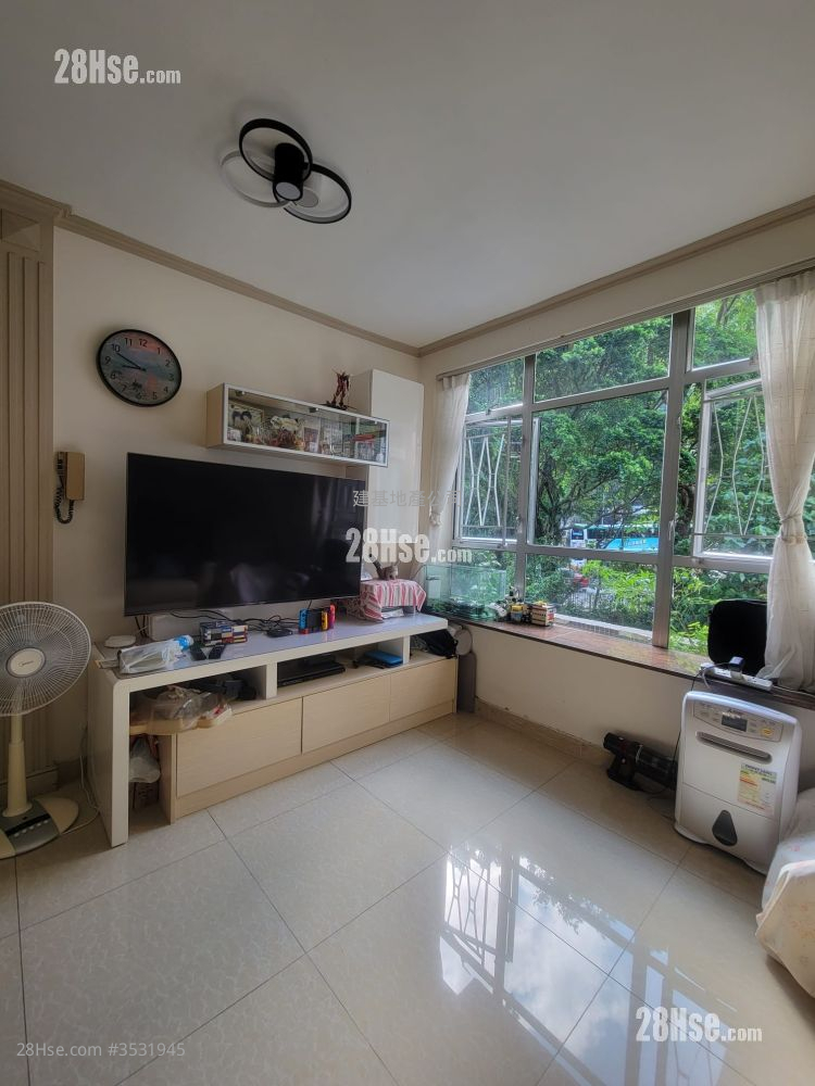 Academic Terrace Rental 3 Bedrooms , 2 Bathrooms 661 ft²