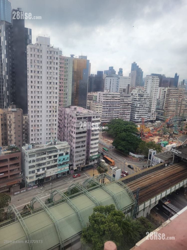 Forum Court Sell 2 Bedrooms , 1 Bathroom 425 ft²