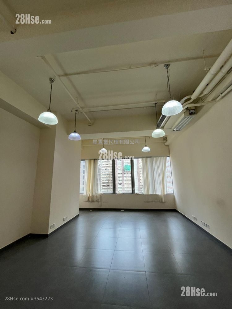 One Midtown Rental Studio 511 ft²