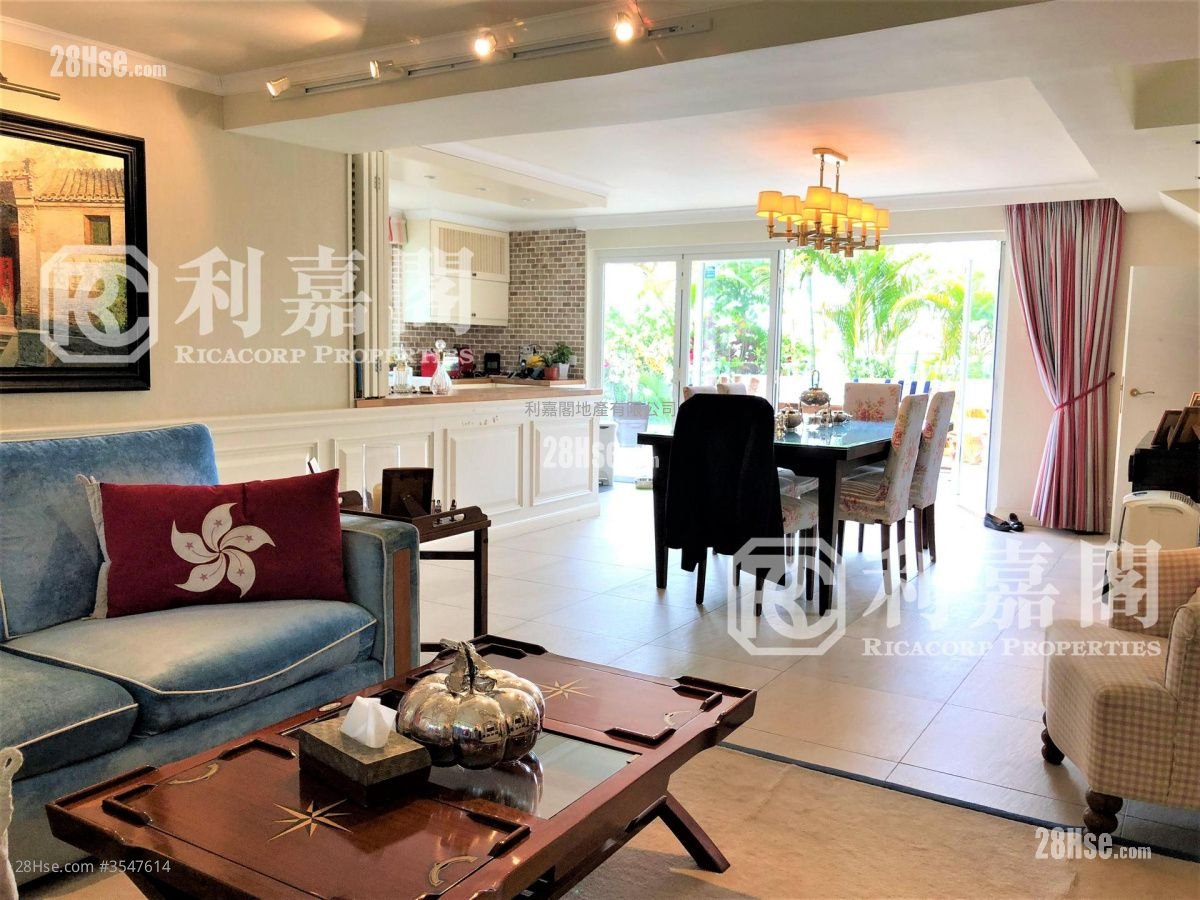 Greenpeak Villa Sell 4 Bedrooms , 4 Bathrooms 2,100 ft²