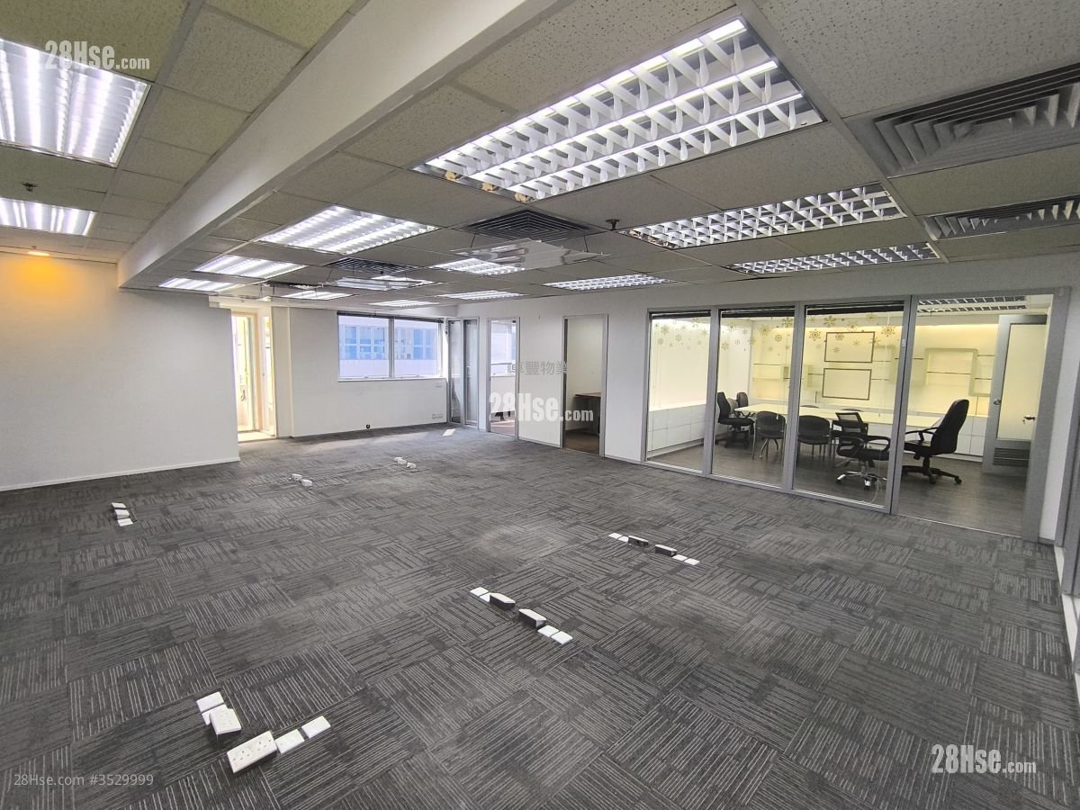 Elite Industrial Centre Rental 4 Bedrooms , 3 Toilets 1,600 ft²
