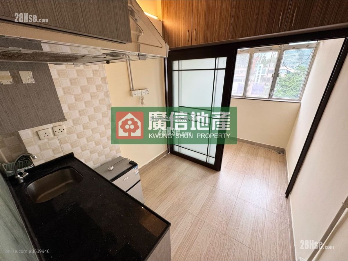 建煌华厦 租盘 1 房 , 1 浴室 140 平方尺