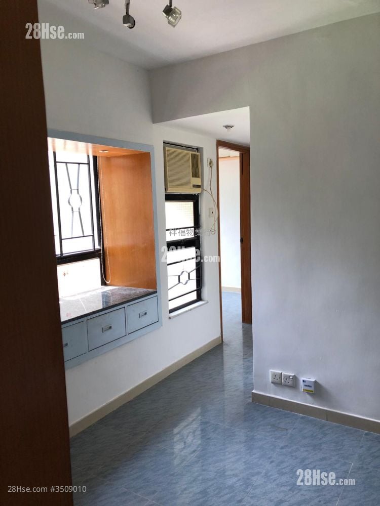 Shaukeiwan Plaza Rental 2 Bedrooms , 1 Bathroom 344 ft²