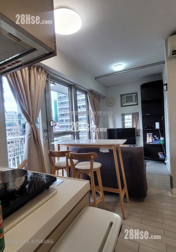 The Platinum Sell 1 Bedroom 279 ft²