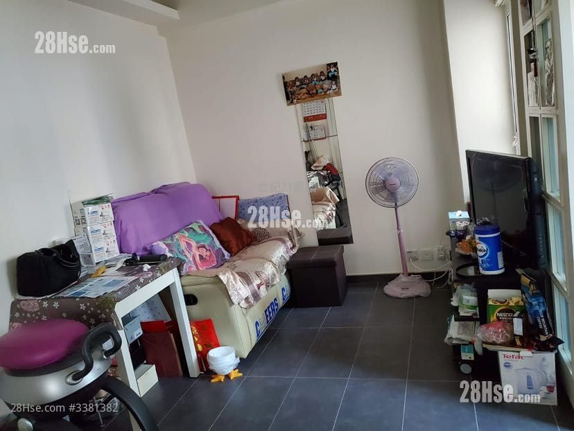 Kam Ho Mansion Sell 1 Bedroom , 1 Bathroom 274 ft²