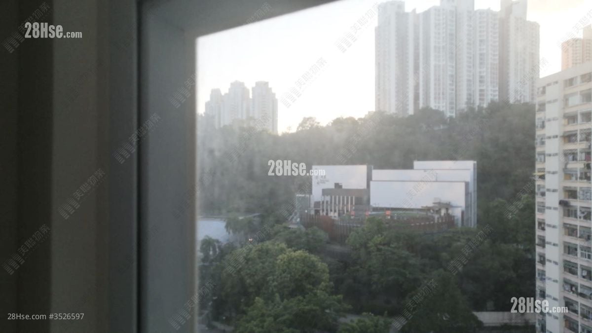 Faerie Court Sell 1 Bedroom , 1 Bathroom 270 ft²