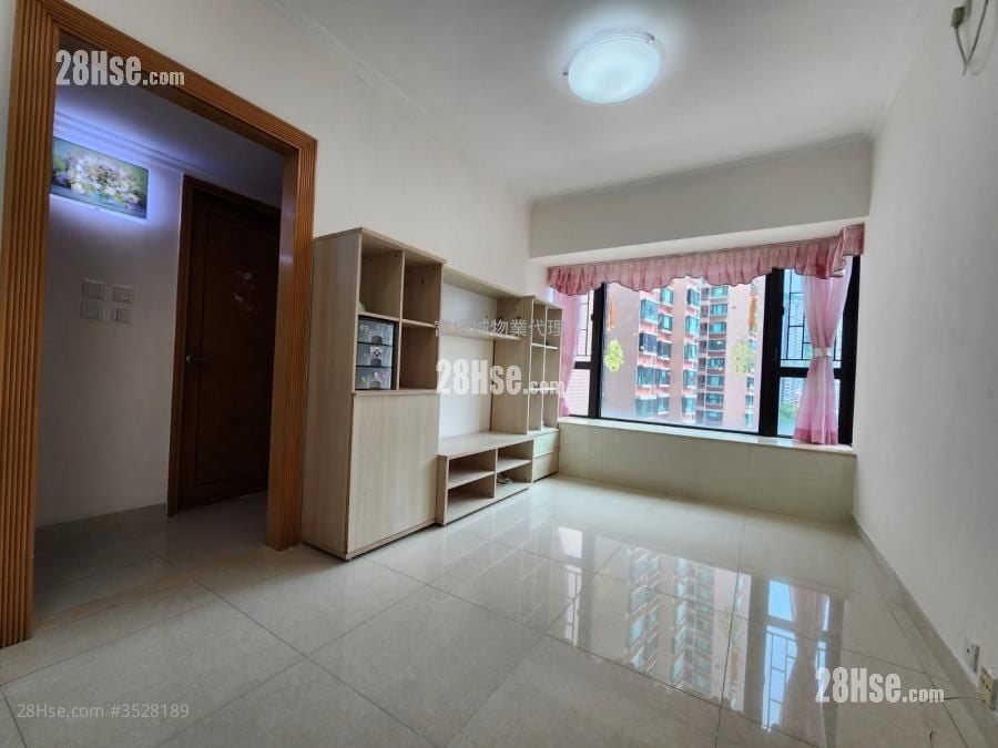 Castello Rental 2 Bedrooms , 1 Bathroom 547 ft²