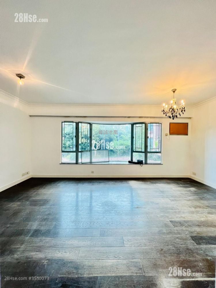 Peridot Court Sell 2 Bedrooms , 2 Bathrooms 771 ft²