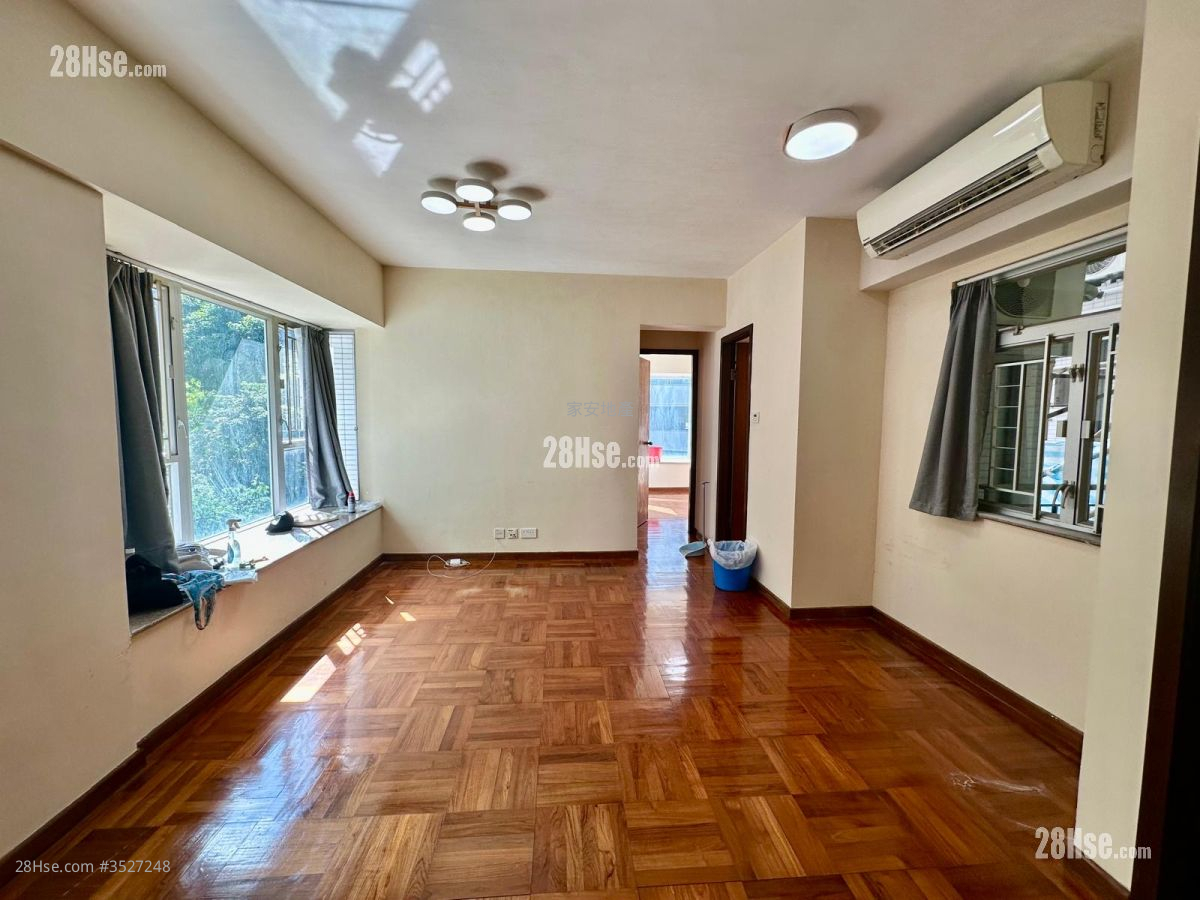 Sereno Verde Rental 2 Bedrooms , 1 Bathroom 477 ft²