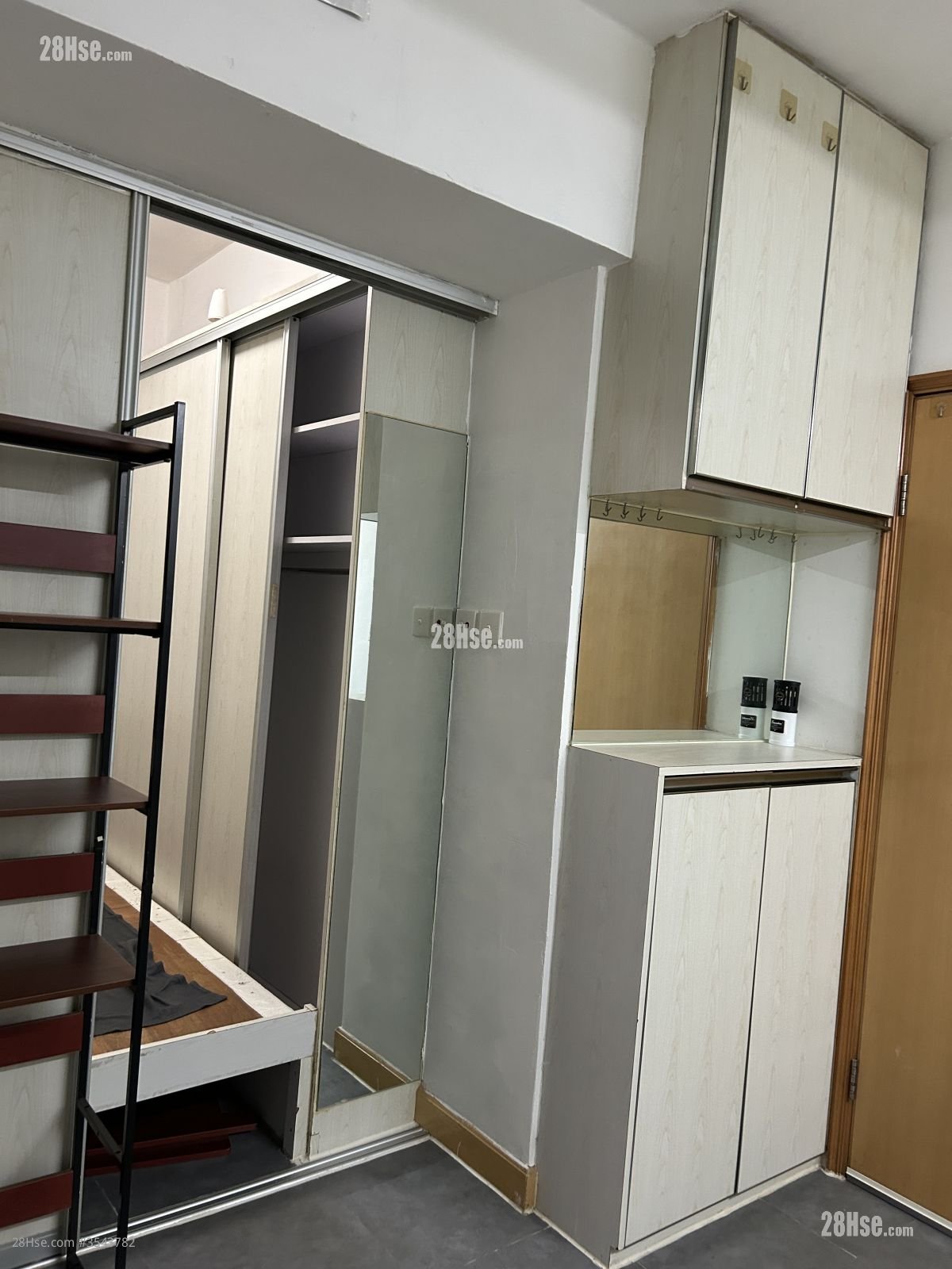 Yau Wing Apartments Rental 1 Bedroom , 1 Bathroom 150 ft²
