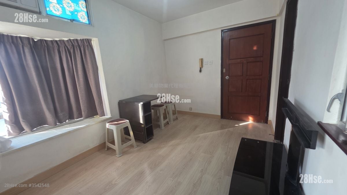 Greenfield Garden Rental 2 Bedrooms , 1 Bathroom 368 ft²