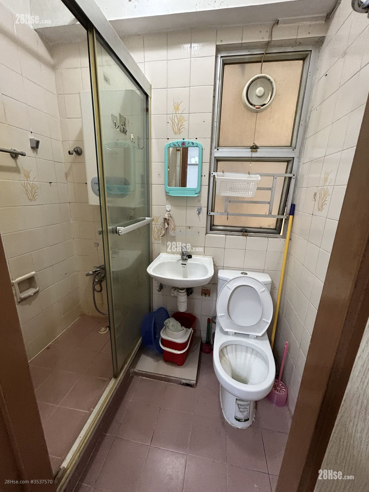 百勝大廈 租盤 2 房 , 1 浴室 267 平方呎 百勝大廈 租盤 2 房 , 1 浴室 267 平方呎