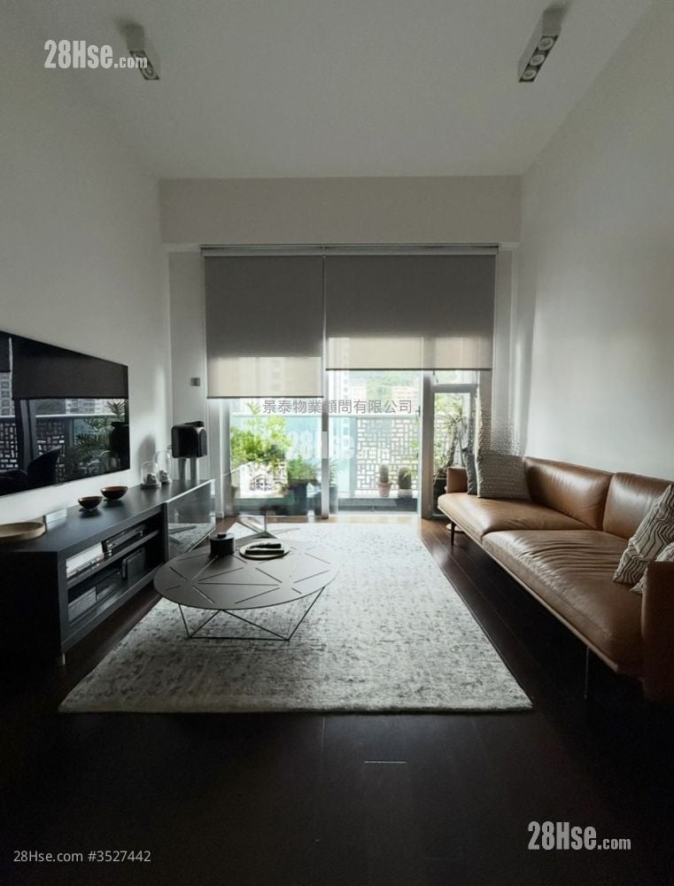 J Residence Rental 1 Bedroom , 1 Bathroom 611 ft²