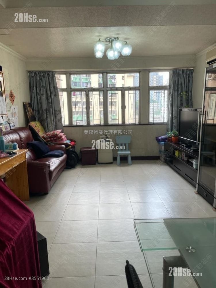 Greenfield Terrace Sell 2 Bedrooms 689 ft²
