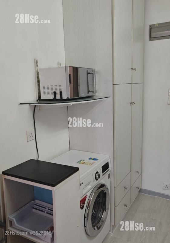Champagne Court Rental 1 Bedroom , 1 Bathroom 193 ft²