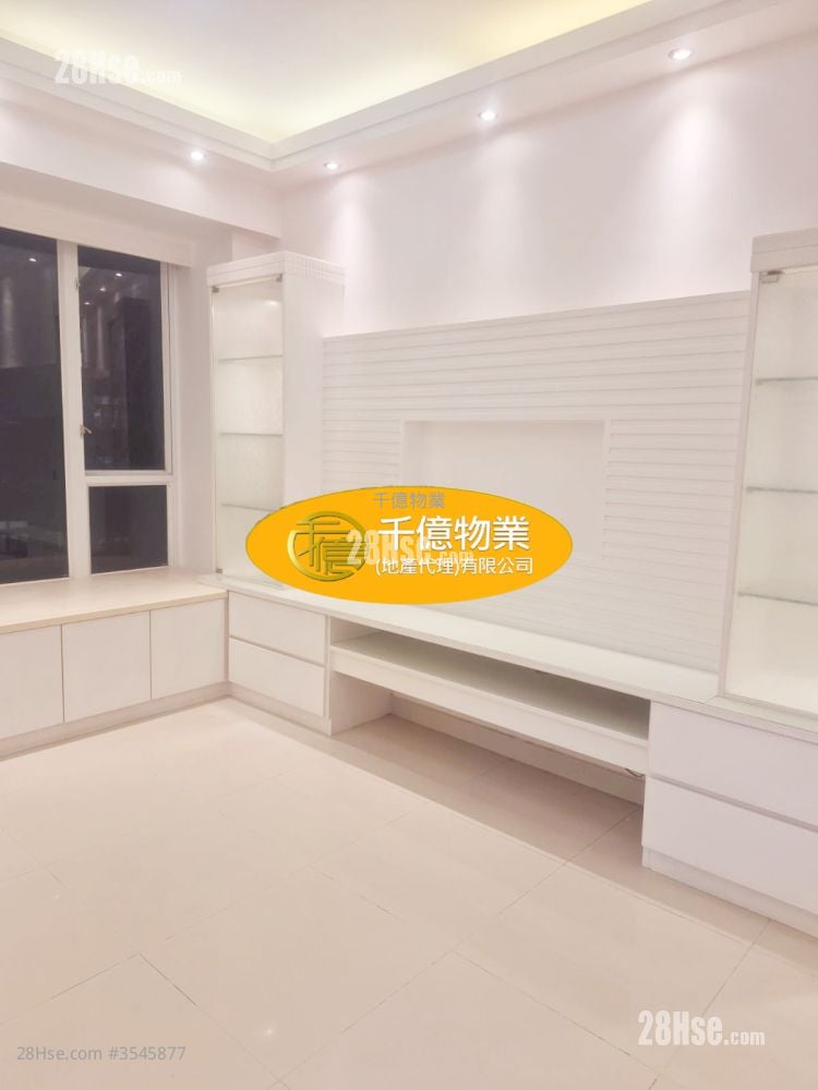 Bijou Apartments Rental 1 Bedroom 268 ft²