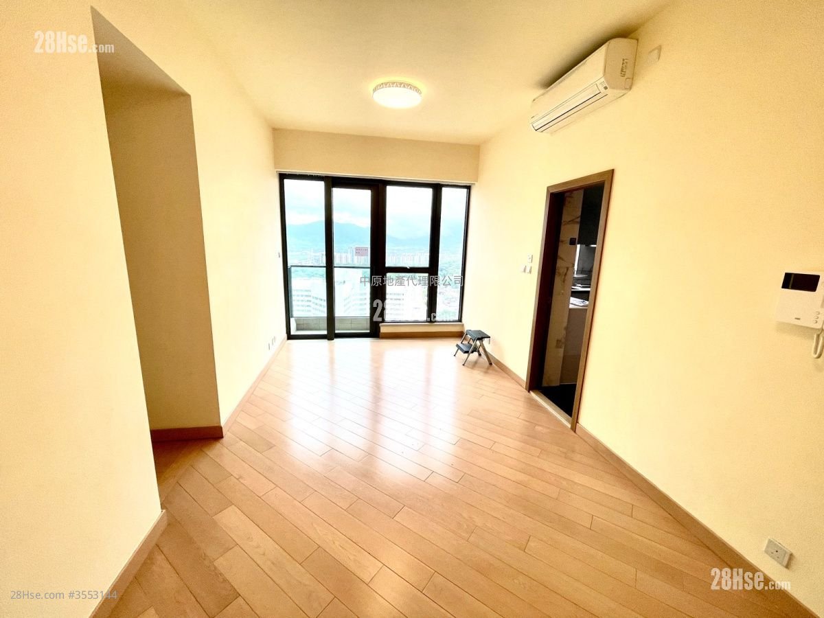 Grand Yoho Sell 3 Bedrooms , 2 Bathrooms 713 ft²