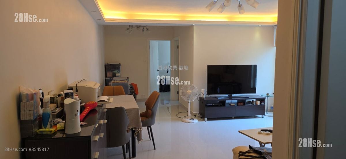 Shun Chi Court Sell 2 Bedrooms , 1 Bathroom 656 ft²