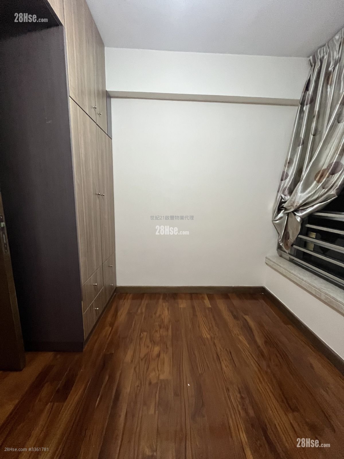 Le Billionnaire Sell 2 Bedrooms , 1 Bathroom 542 ft² Le Billionnaire Sell 2 Bedrooms , 1 Bathroom 542 ft²