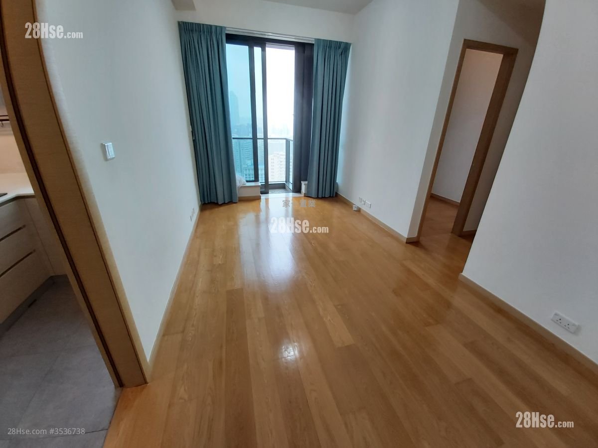 Mantin Heights Rental 2 Bedrooms , 1 Bathroom 529 ft²