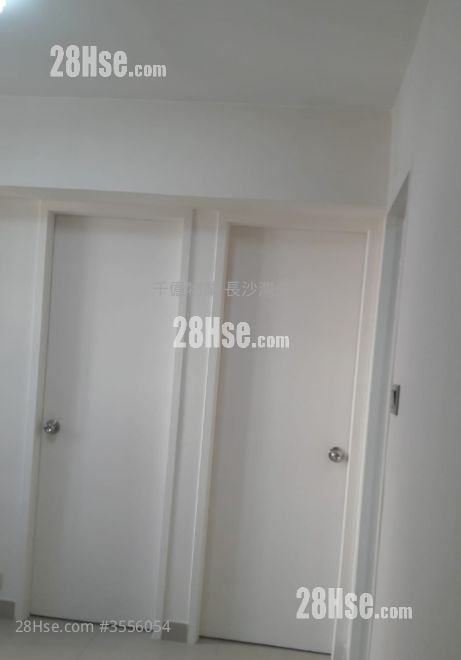 Merlin Centre Sell 2 Bedrooms , 2 Bathrooms 280 ft²
