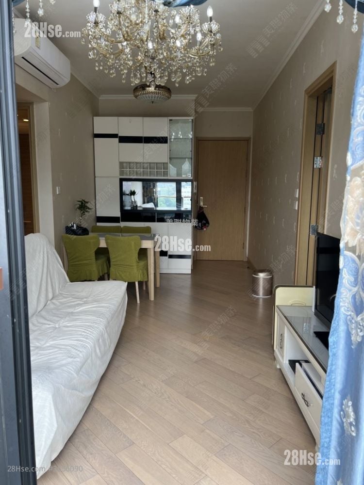 Commune Modern Sell 2 Bedrooms 467 ft²