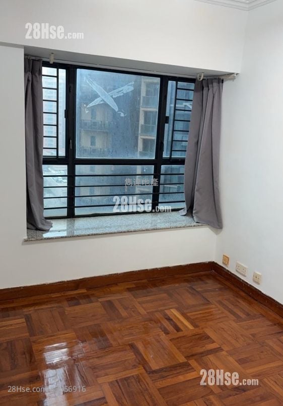 Sun Yuen Long Centre Rental 2 Bedrooms , 1 Bathroom 466 ft²