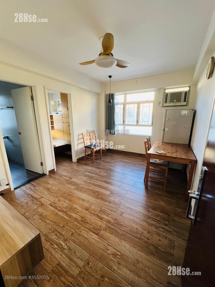 Treasure Court Rental 2 Bedrooms 427 ft²
