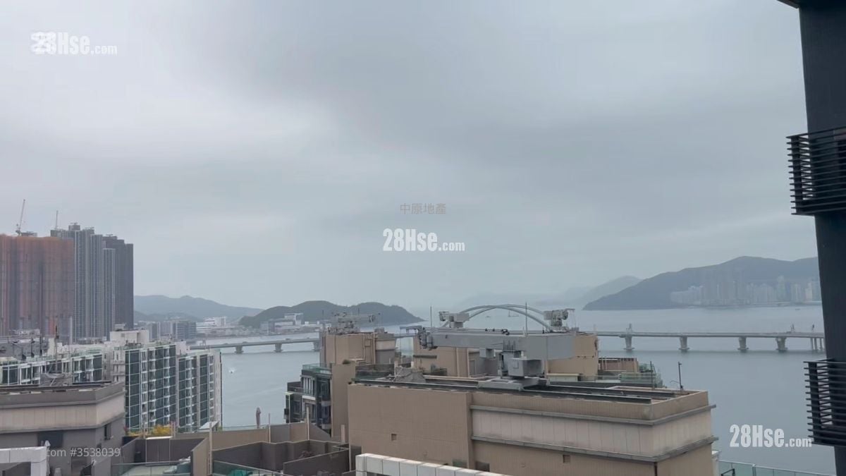 Twin Peaks Sell 3 Bedrooms , 2 Bathrooms 757 ft²