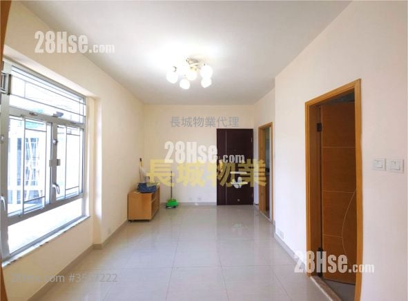 Fortune Plaza Rental 2 Bedrooms , 1 Bathroom 339 ft²