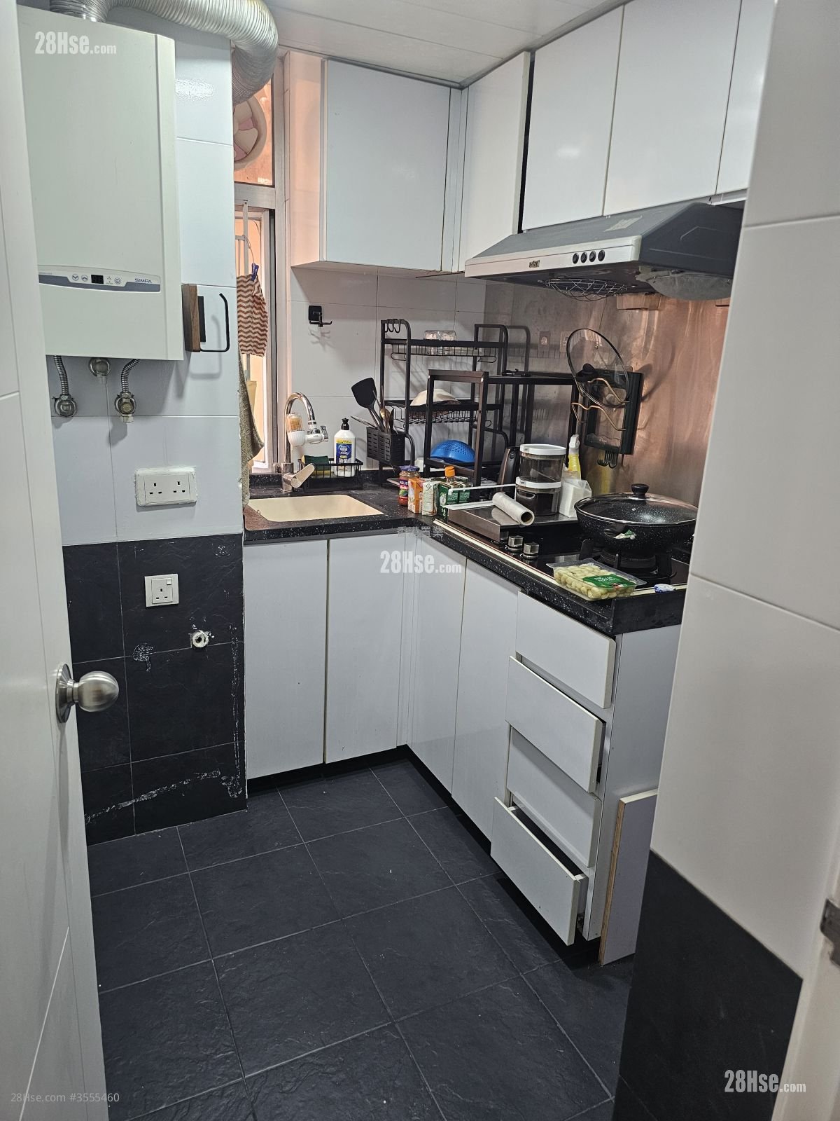 Amoy Gardens Rental 2 Bedrooms 390 ft²