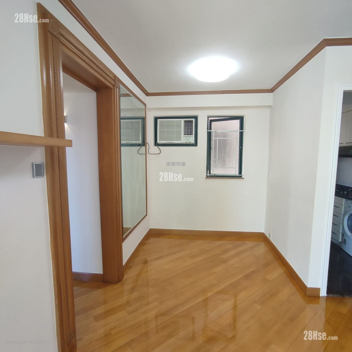 Galaxia Rental 3 Bedrooms , 1 Bathroom 517 ft²