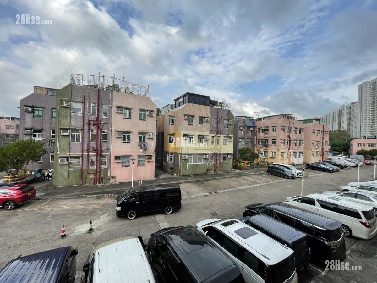Good View New Village Sell 445 ft²