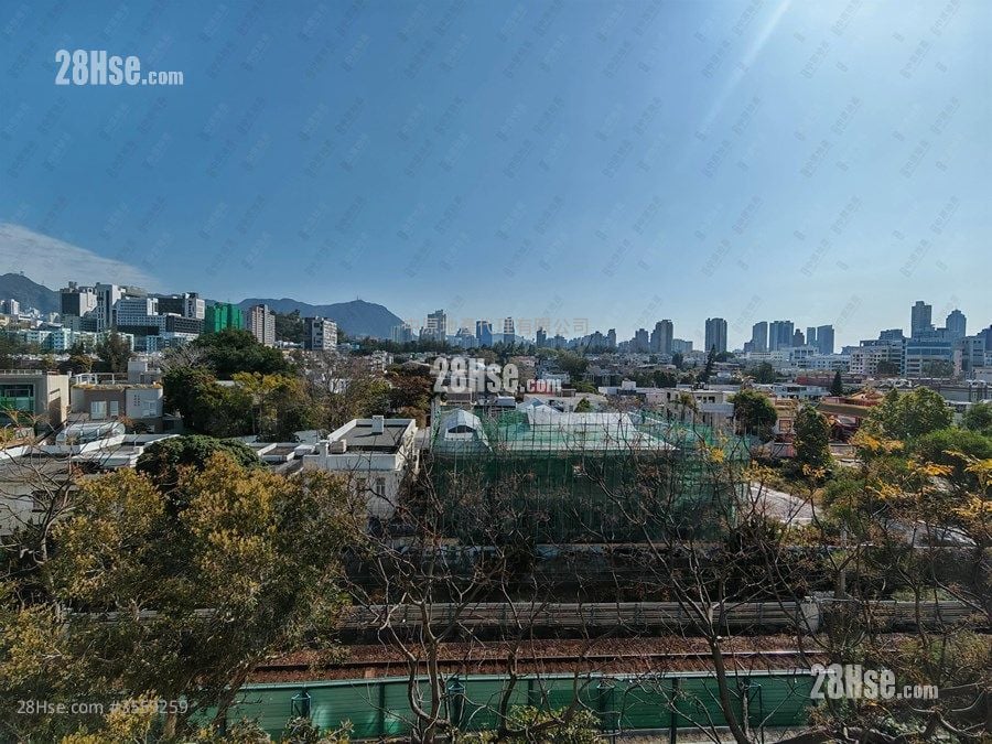 又一村花園 售盤 3 房 , 2 浴室 801 平方呎